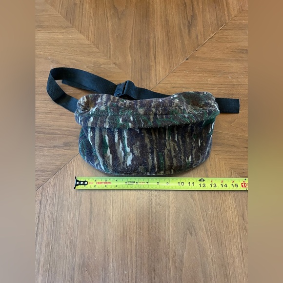 Vintage Fieldline Camo Fanny Pack Realtree MADE IN USA - Picture 3 of 7